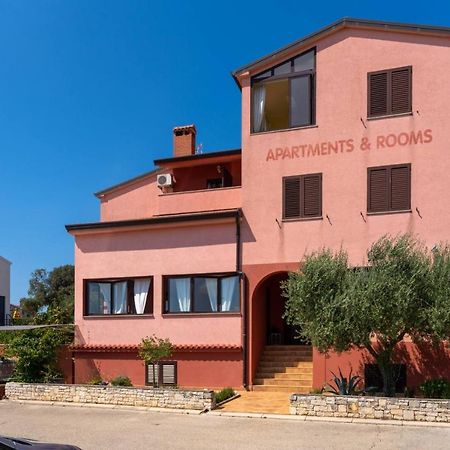 Apartments Miri فيرسار المظهر الخارجي الصورة