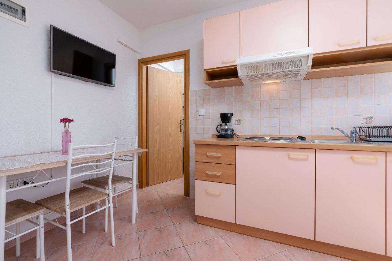 Apartments Miri فيرسار المظهر الخارجي الصورة