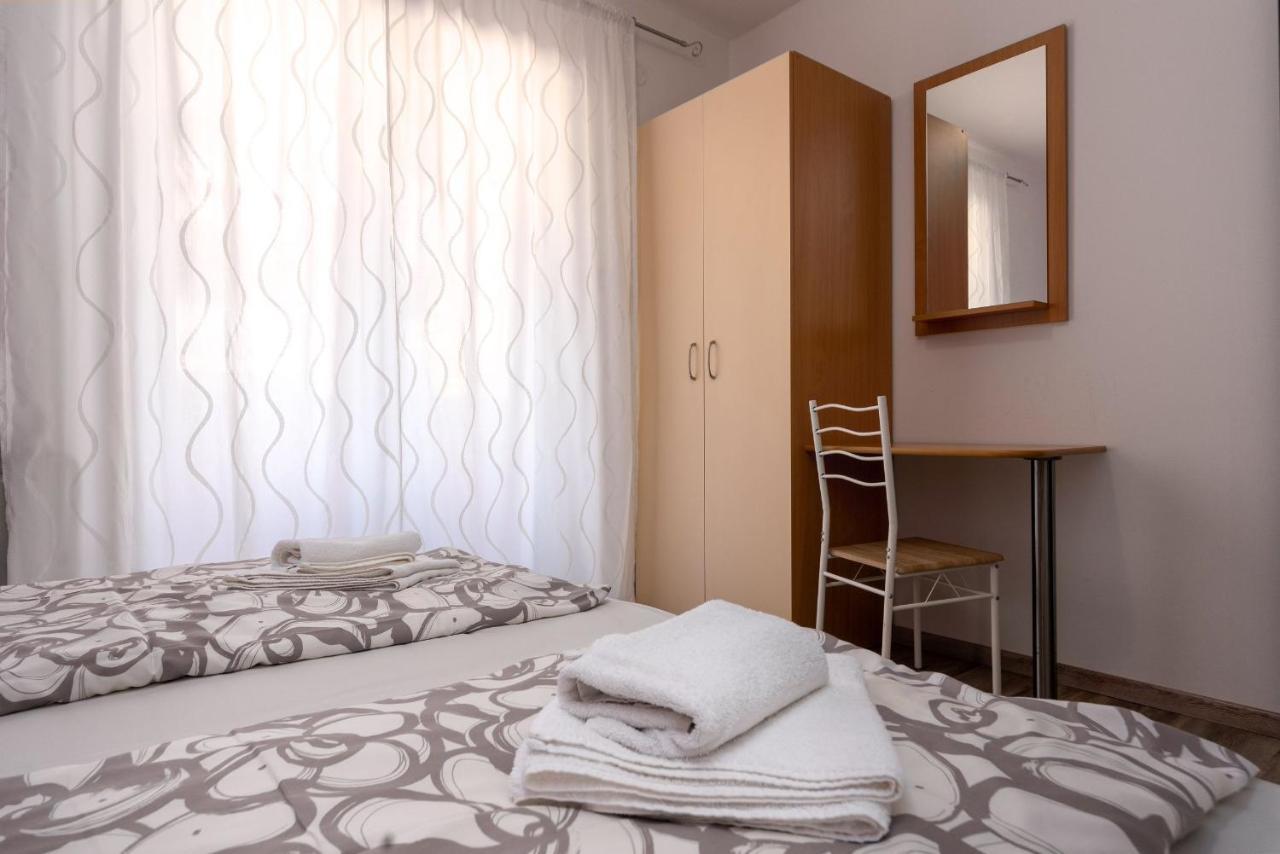 Apartments Miri فيرسار المظهر الخارجي الصورة