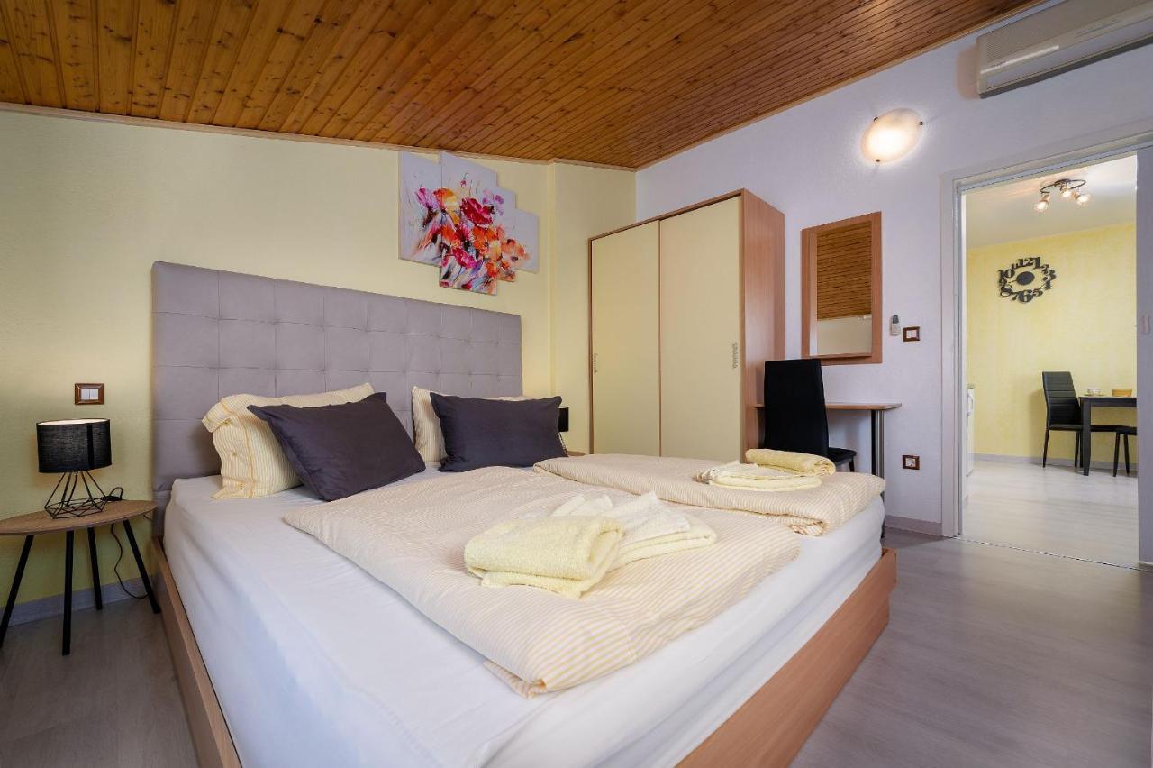Apartments Miri فيرسار المظهر الخارجي الصورة
