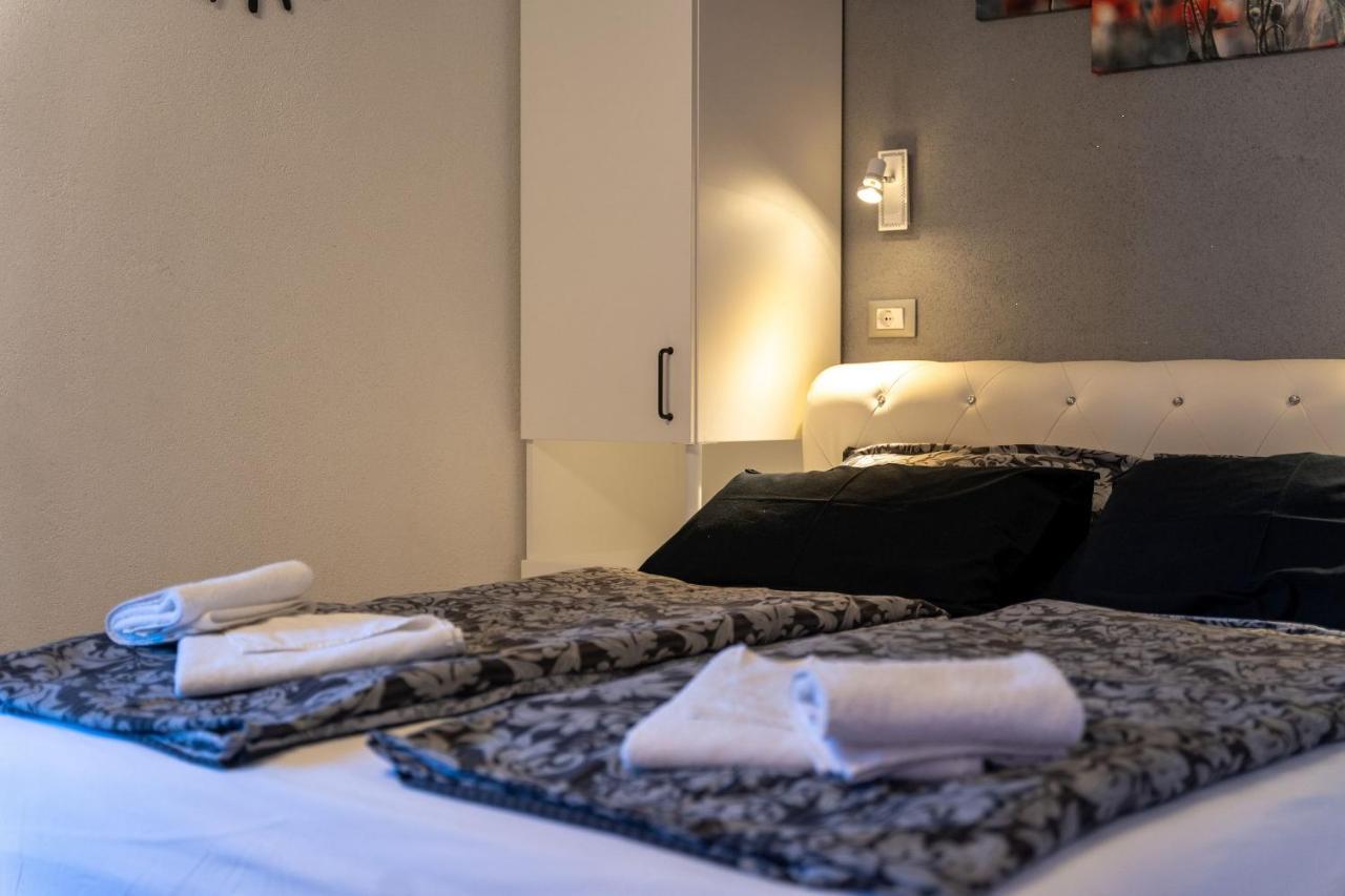 Apartments Miri فيرسار المظهر الخارجي الصورة