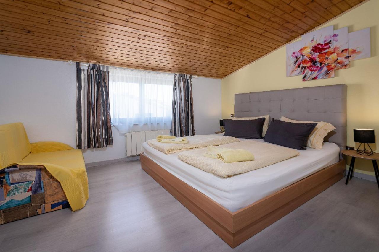 Apartments Miri فيرسار المظهر الخارجي الصورة