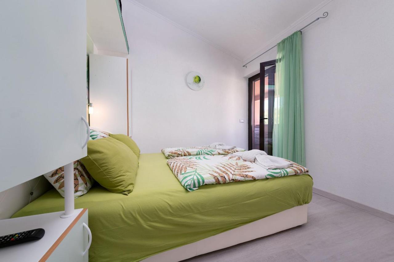 Apartments Miri فيرسار المظهر الخارجي الصورة