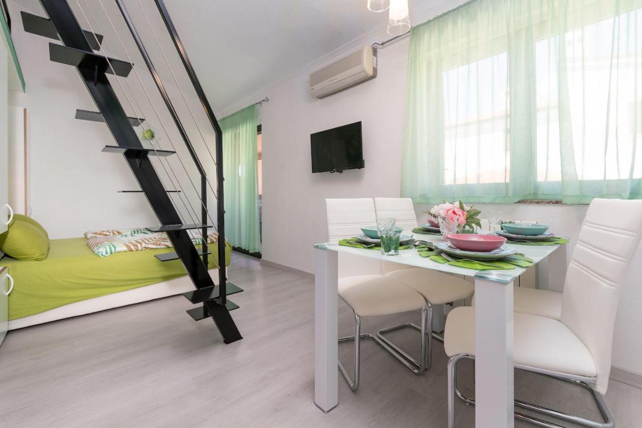 Apartments Miri فيرسار المظهر الخارجي الصورة