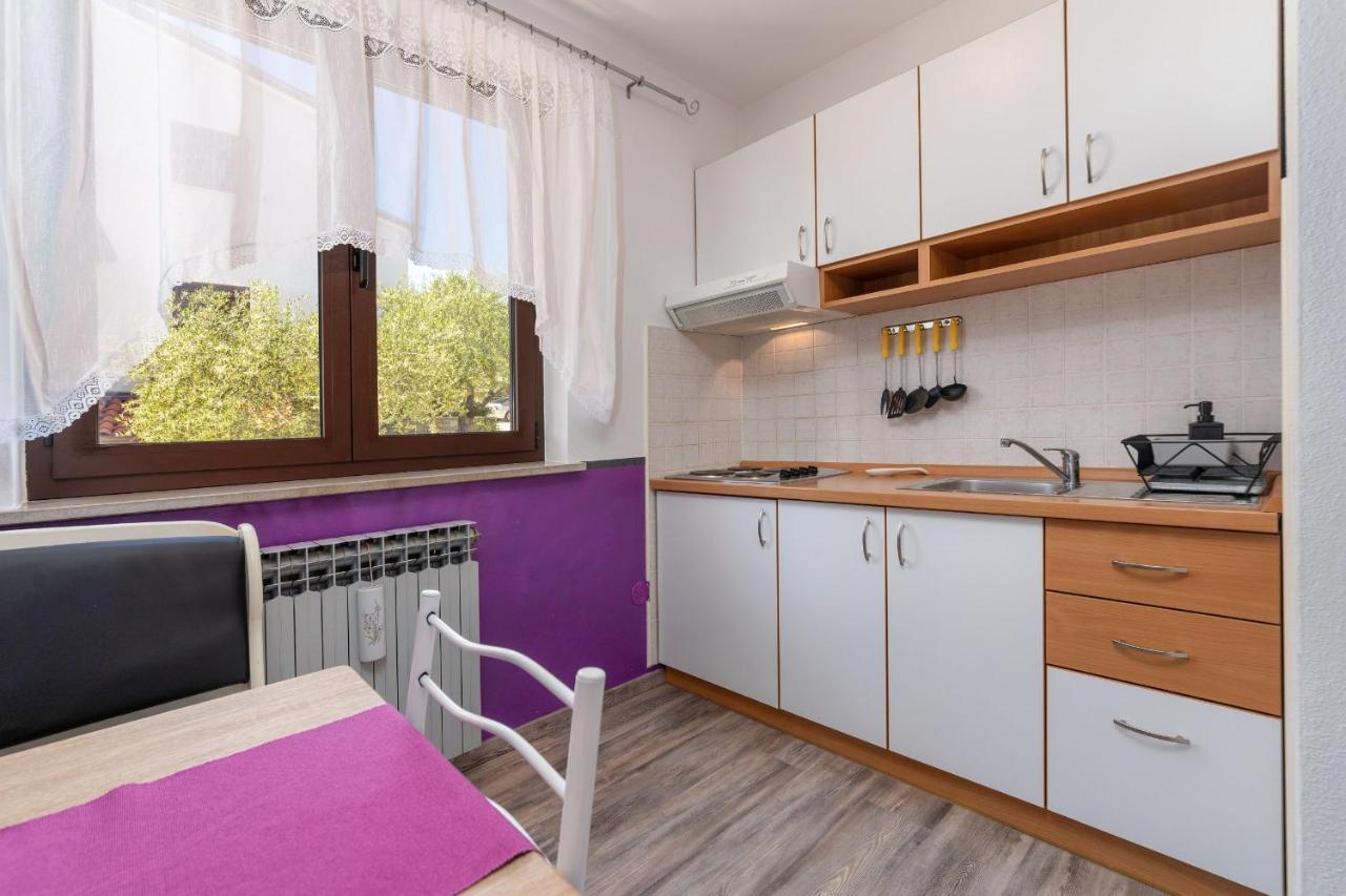 Apartments Miri فيرسار المظهر الخارجي الصورة