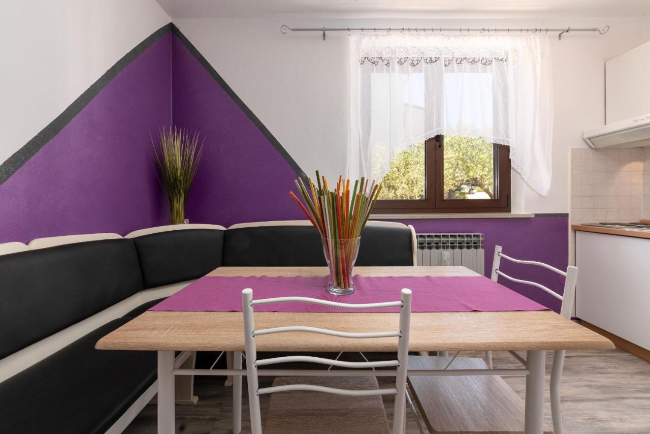Apartments Miri فيرسار المظهر الخارجي الصورة