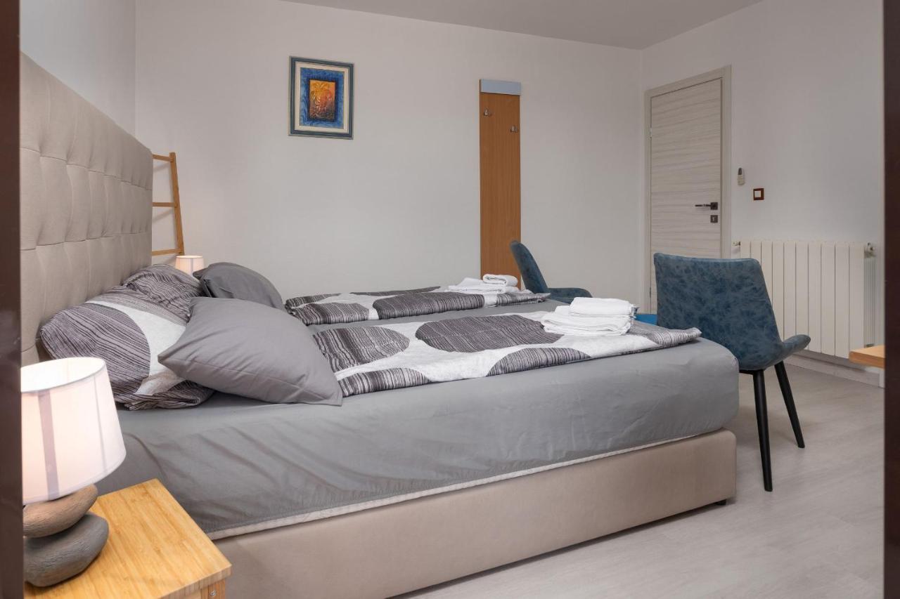 Apartments Miri فيرسار المظهر الخارجي الصورة