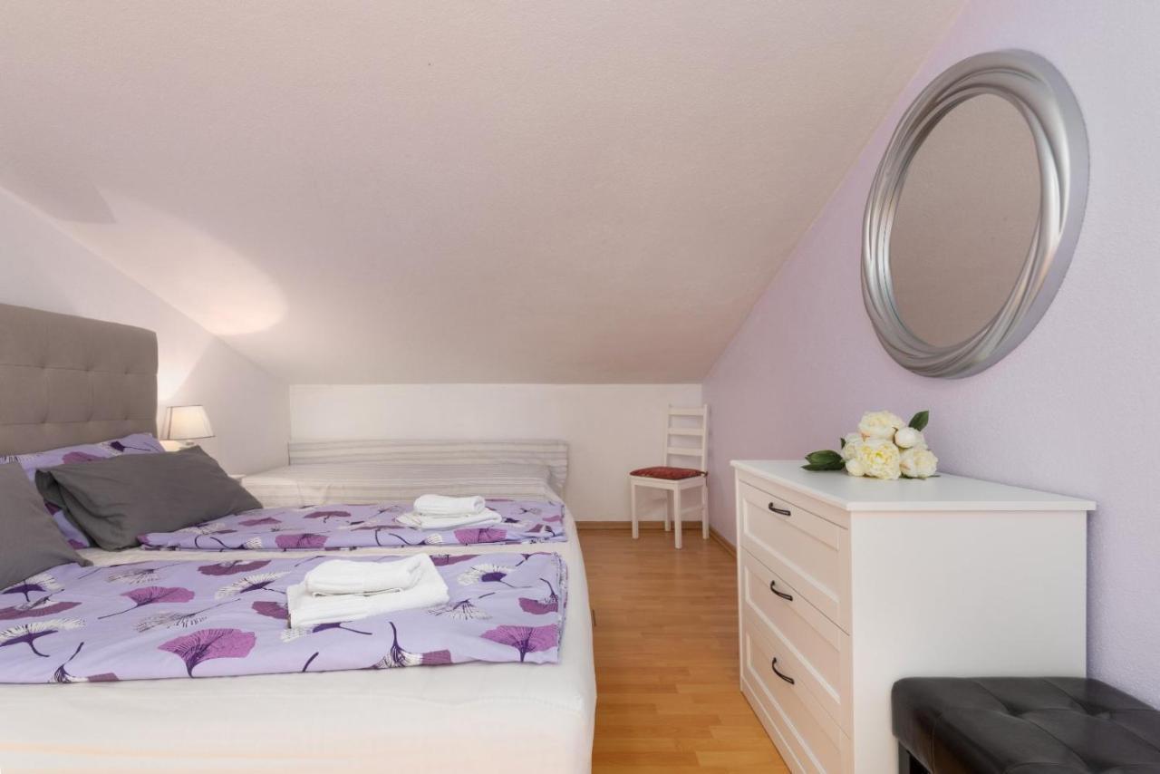 Apartments Miri فيرسار المظهر الخارجي الصورة